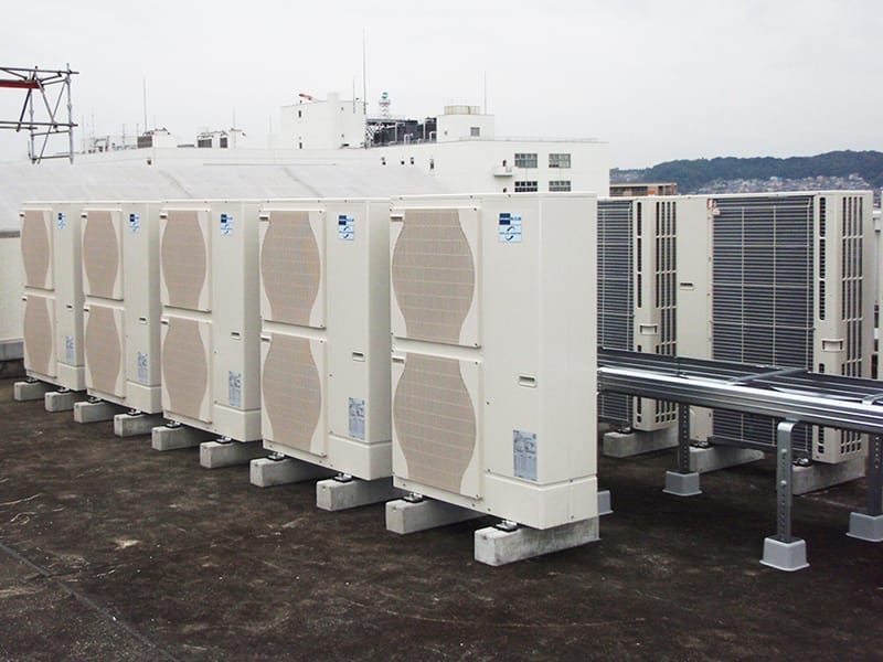 空調設備工事の施工写真